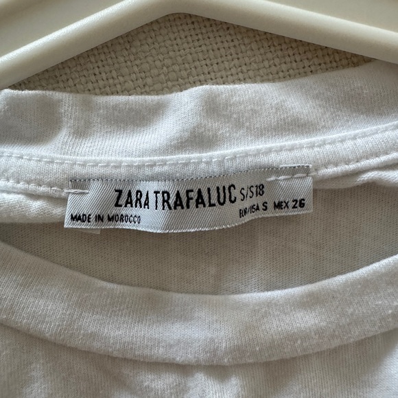 Zara Comic Book Graphic Tee Size S - Picture 3 of 3